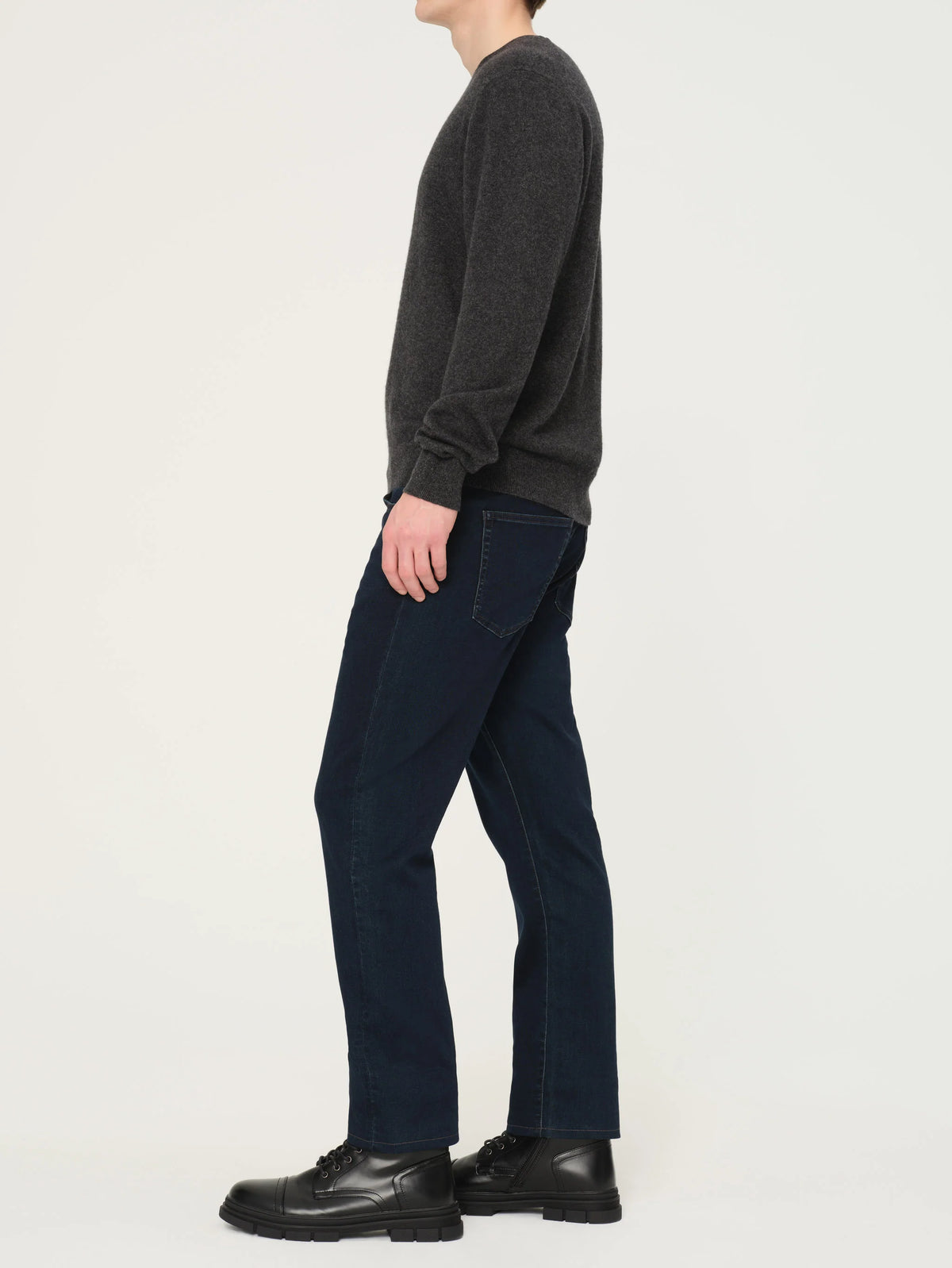 Russell Slim Straight Jean