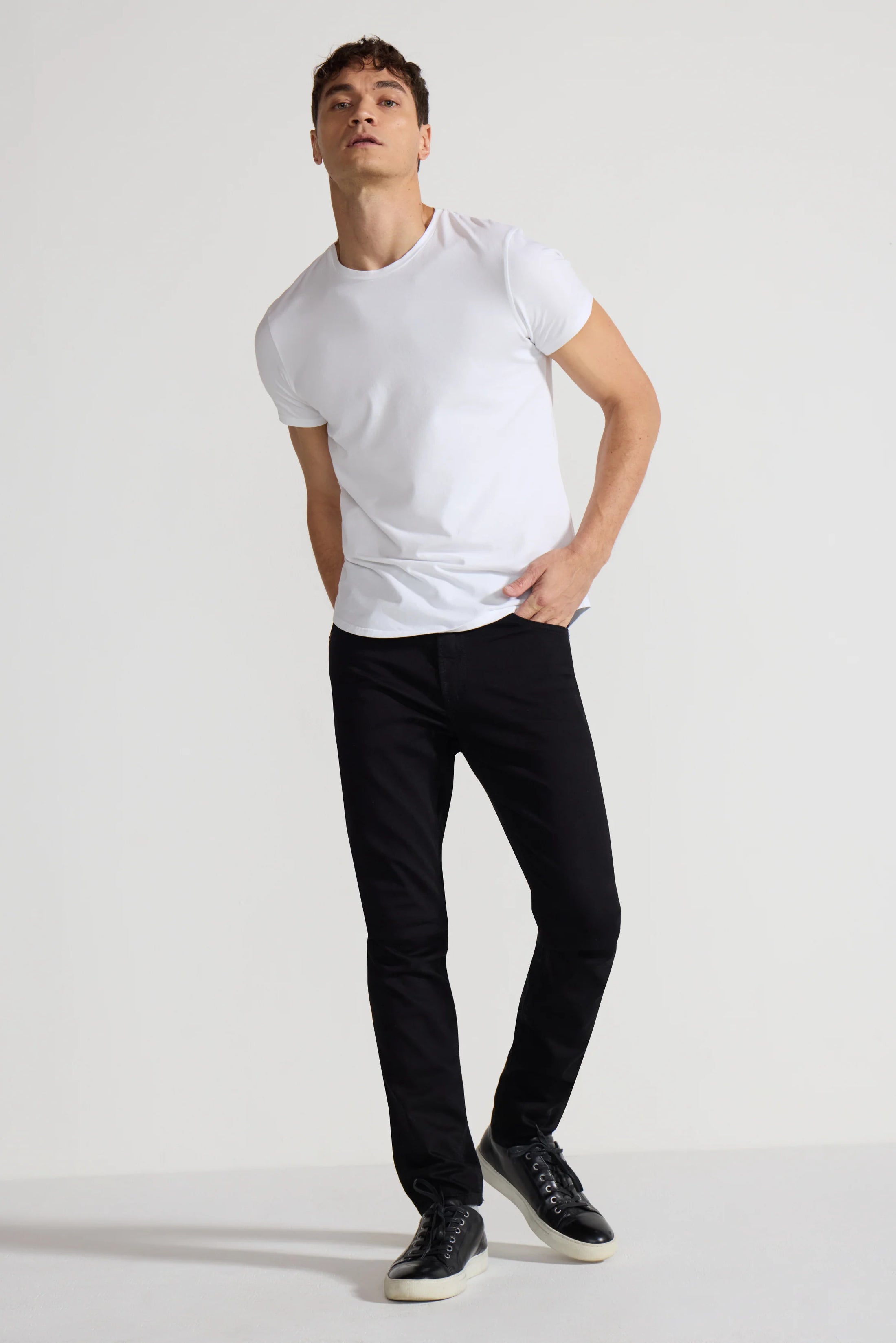 Parisian Noir Slim-Fit Jeans-31-NOIR-MONFRERE-Levy's Clothier