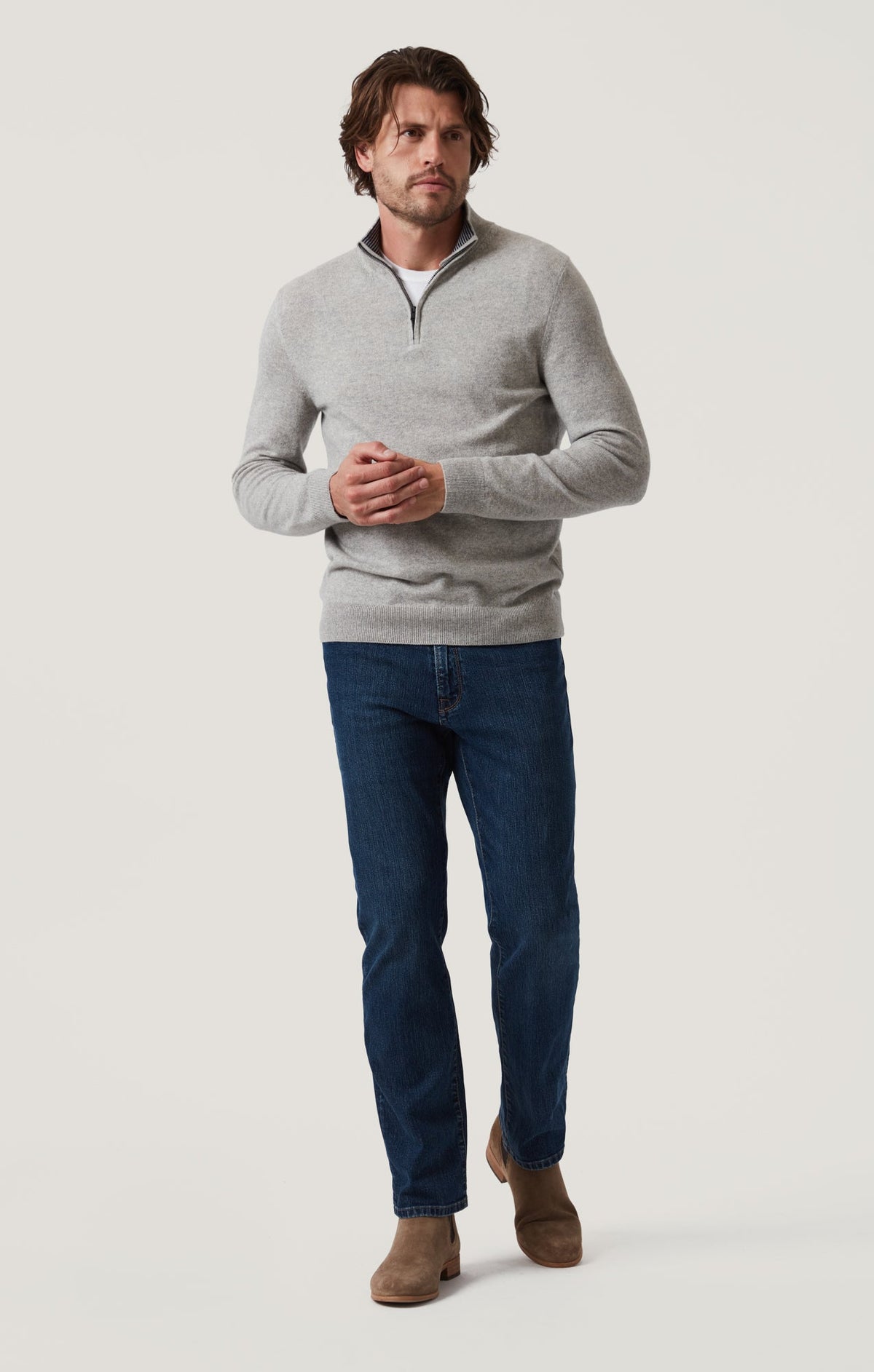 Charisma Relaxed Straight Jeans in Mid Comfort