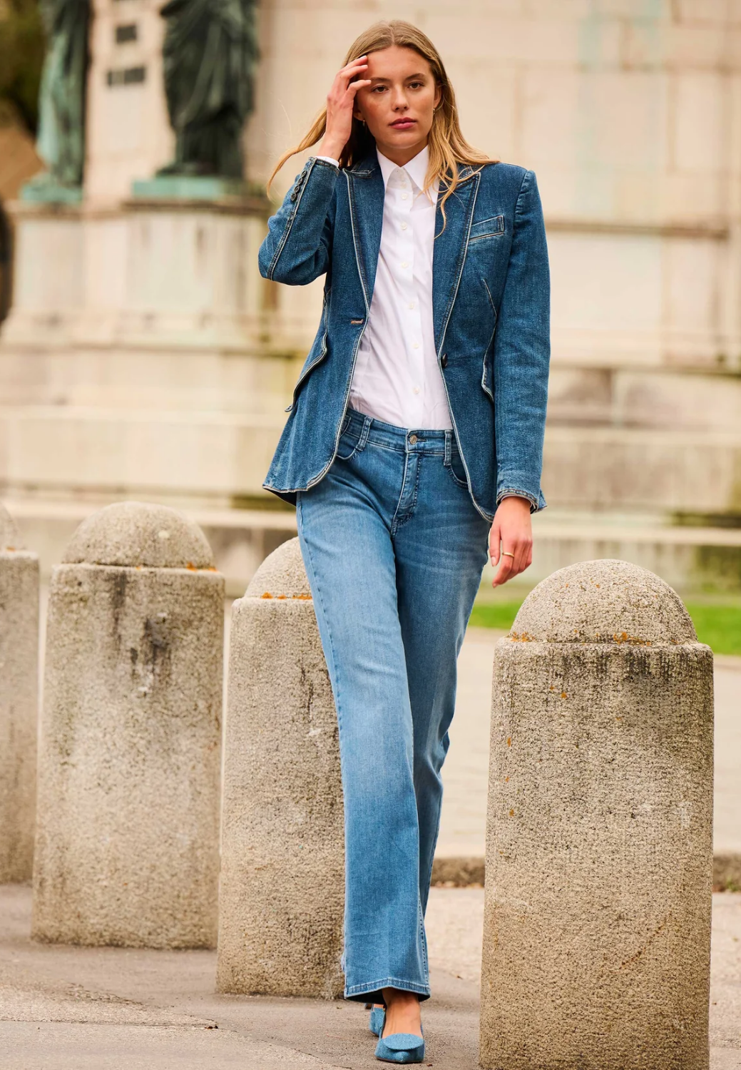 Laura Flared Jeans - Authentic Baby Blue-2-MAC JEANS-Levy's Clothier