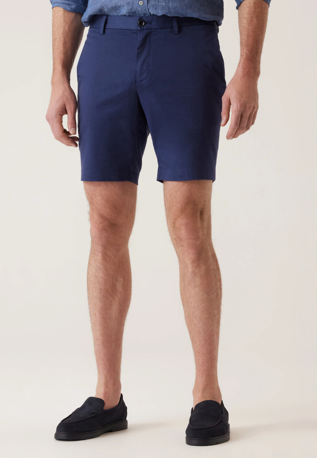 Oasis Bermuda in Luxeflex Twill-30-INDIGO-DEKE-Levy's Clothier