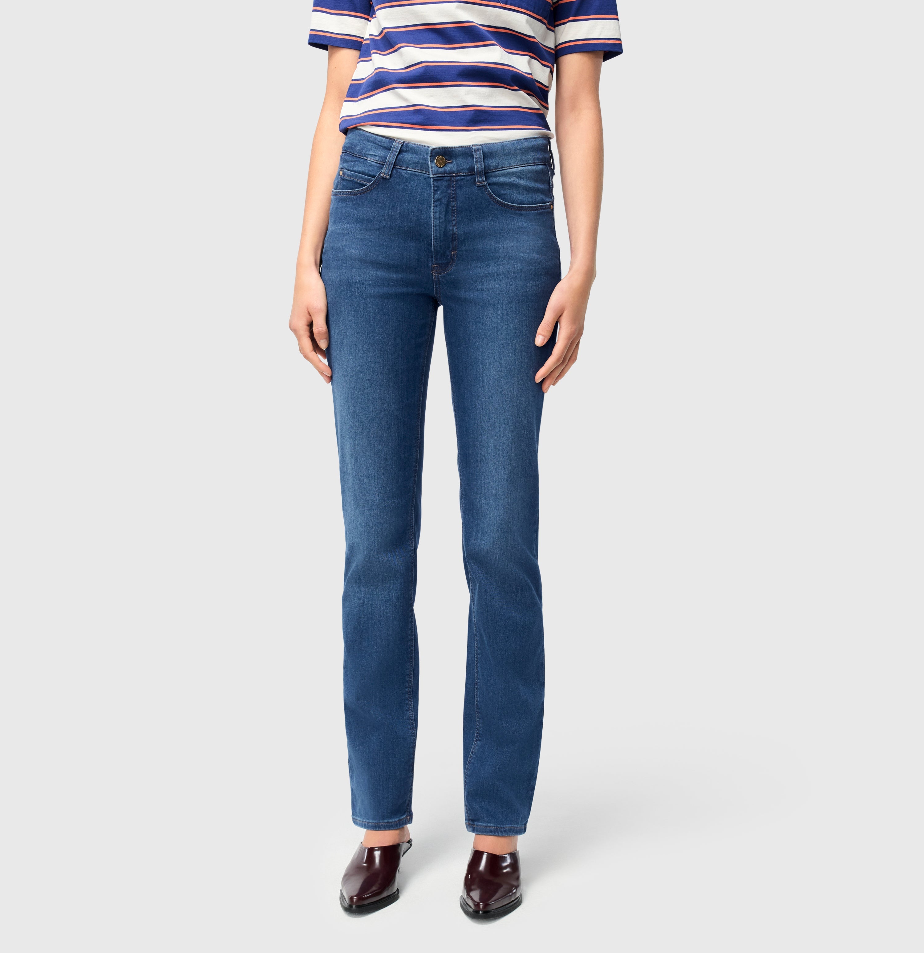 Dream Straight-Leg Denim