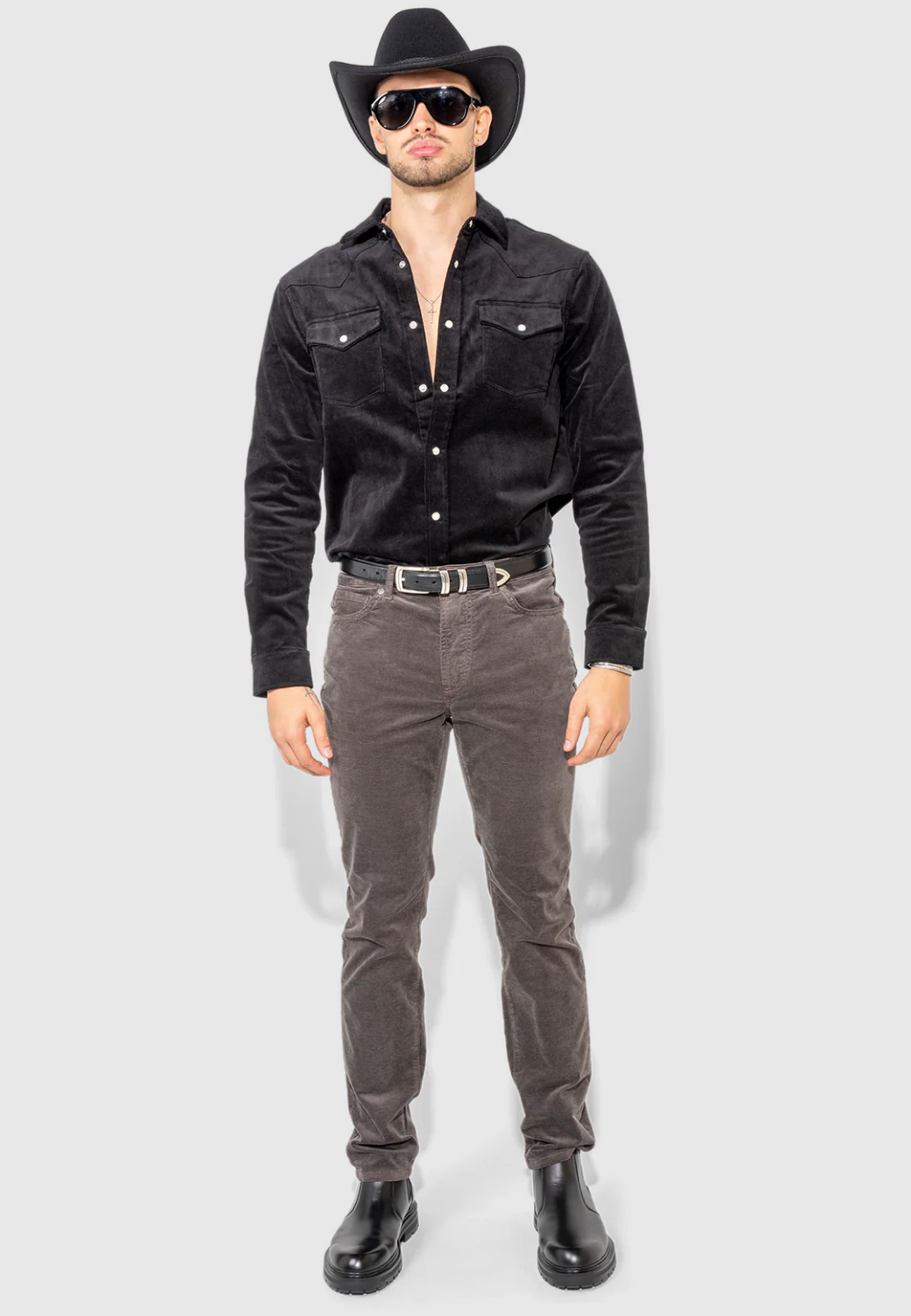 Monfrere Brando Velvet Pant - Carbon-30-MONFRÈRE-Levy's Clothier