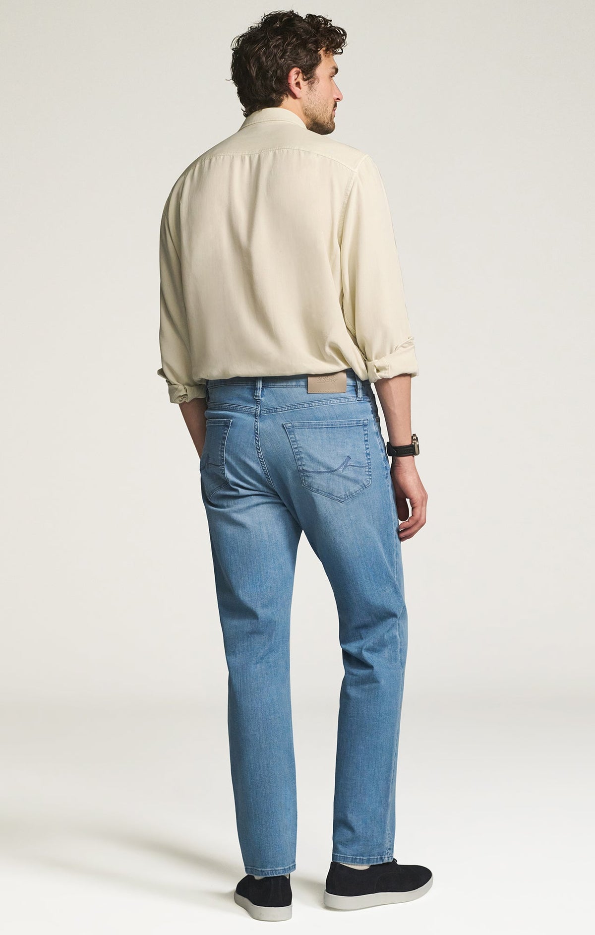 Charisma Relaxed Straight Jeans in Mid Blue Kona