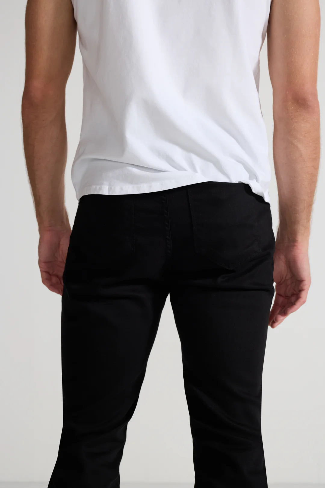 1026 Greyson Noir-31-NOIR-MONFRERE-Levy's Clothier