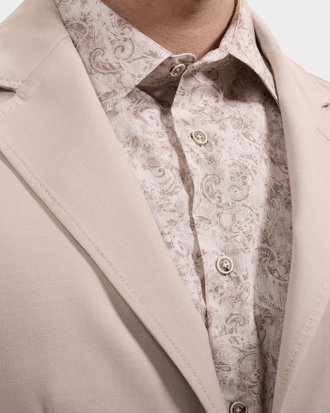 AeroTech Solid Blazer in Oatmeal