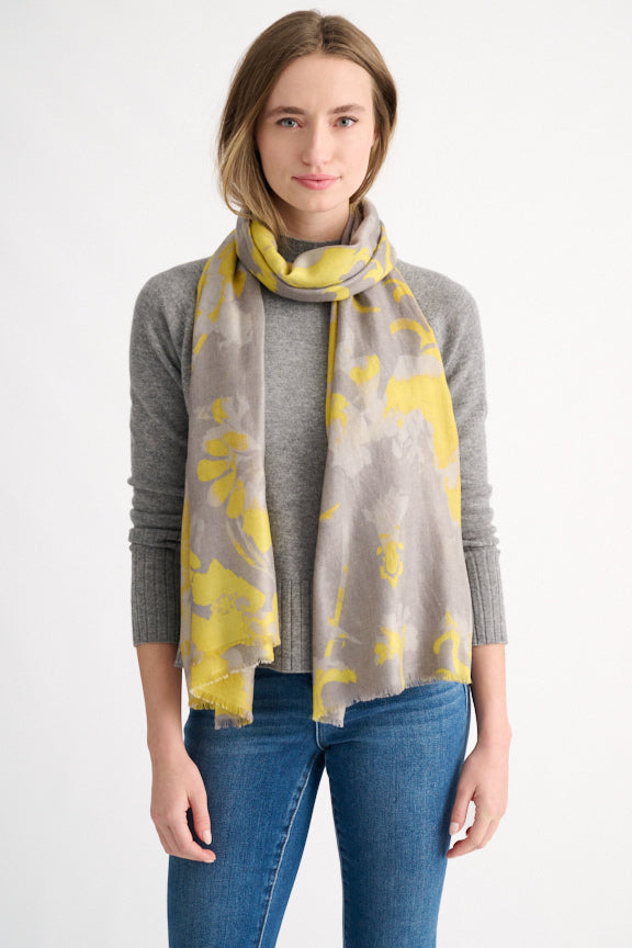 Kinross Cashmere Tapestry Print Scarf