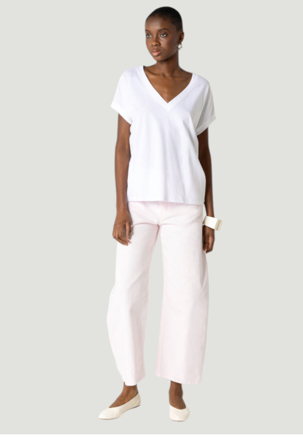 V-Neck Short Sleeve T-Shirt in Organic Cotton - Blanc-XS-BLANC-MAJESTIC TEES-Levy's Clothier