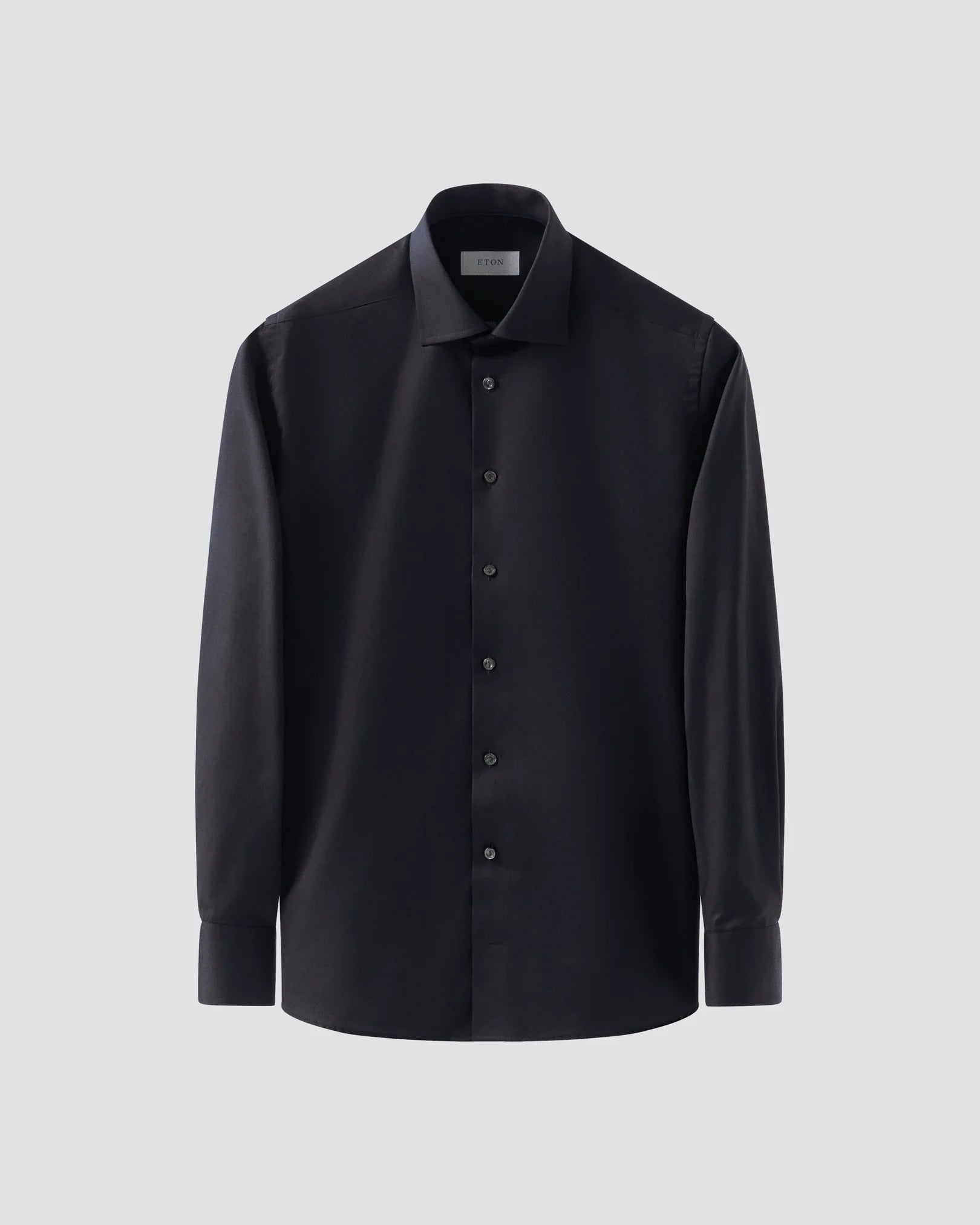 navy-shirt-signature-twill_2025-06-03T124552143Z.webp